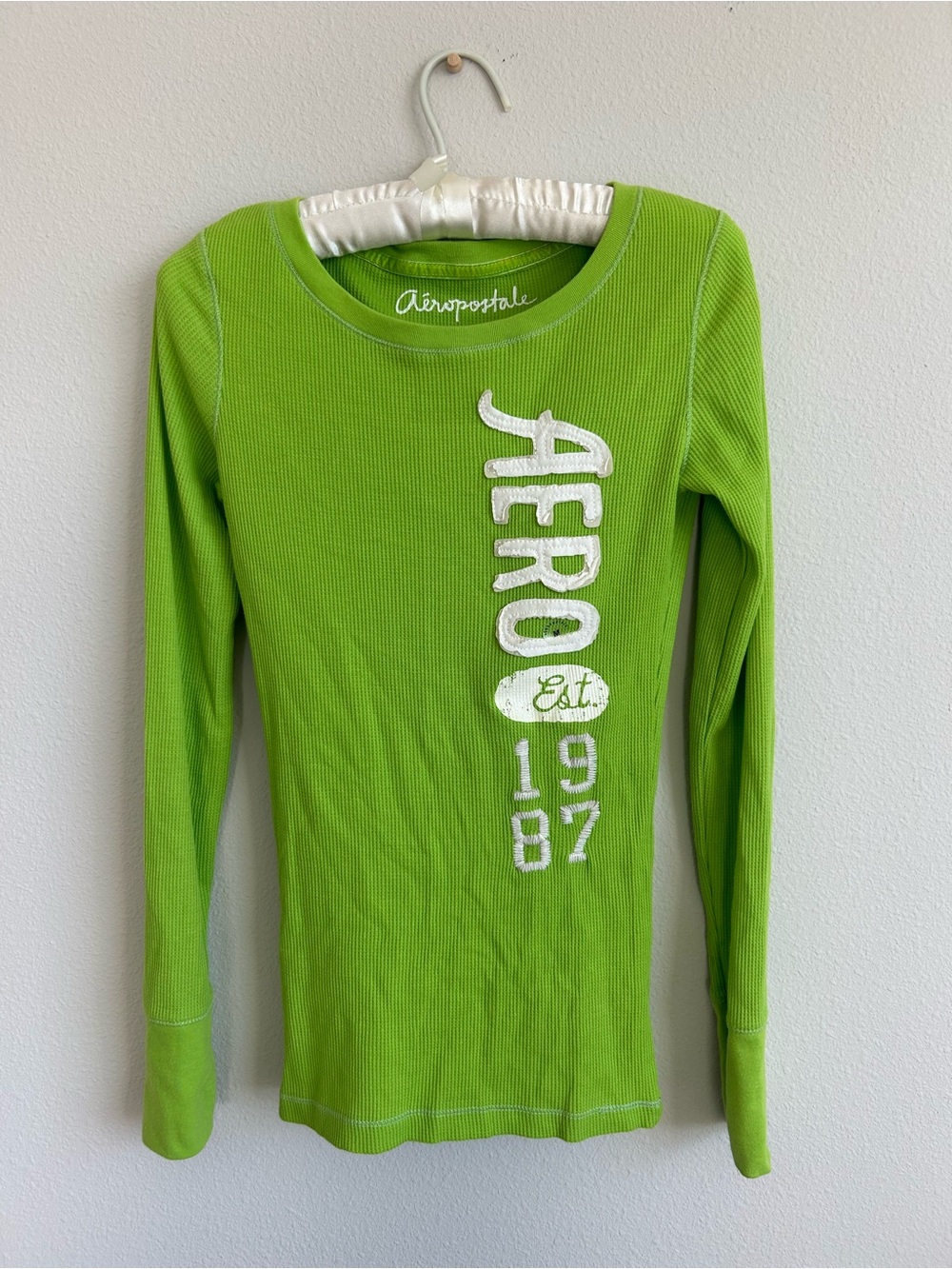 NWOT Aeropostale Long Sleeve Logo Tee Lime Green
